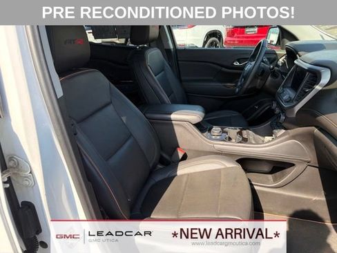 Used 2023 GMC Acadia AT4 w/ Technology Package AWD/4WD image 11