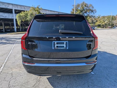 New 2026 Volvo XC90 B5 Core w/ Protection Package Premier image 5