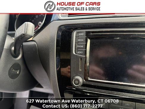 Used 2016 Volkswagen Jetta Sport image 24