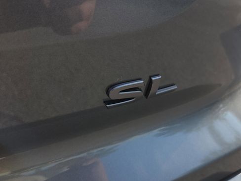 New 2026 Nissan Pathfinder SL FWD image 17