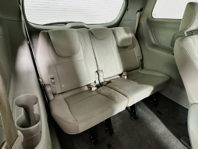 Used 2021 Kia Sedona LX FWD image 25