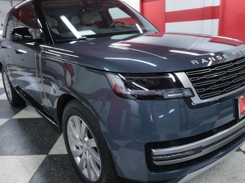 Used 2024 Land Rover Range Rover SE AWD/4WD image 35