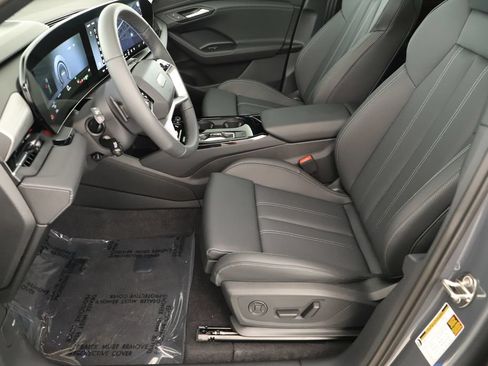 New 2027 Audi Q6 e-tron Prestige AWD/4WD image 24