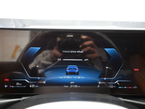 Used 2023 BMW 330i xDrive Sedan w/ M Sport Package image 16