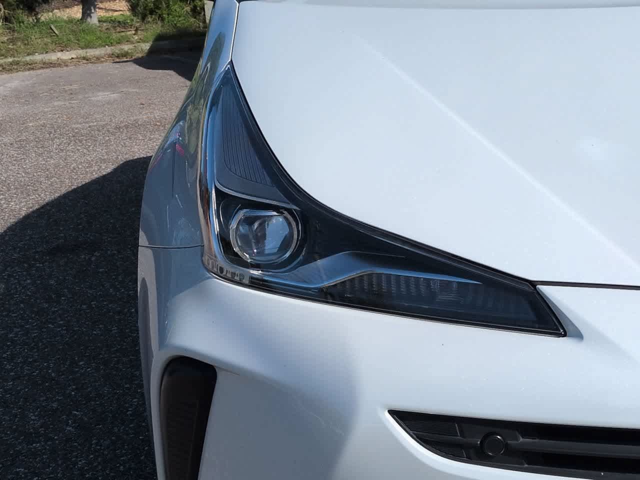 Certified 2021 Toyota Prius XLE FWD image 10