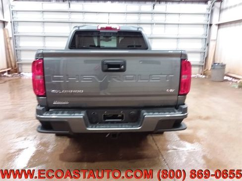 Used 2022 Chevrolet Colorado LT w/ LT Convenience Package image 8
