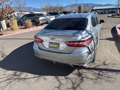 Used 2018 Toyota Camry L image 32