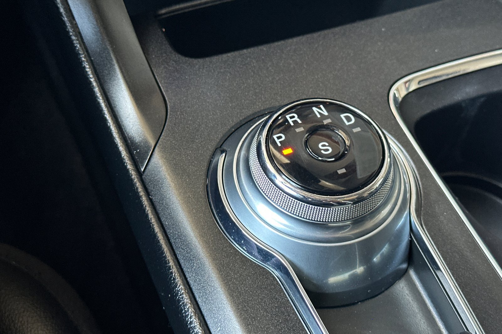 Used 2019 Ford Fusion Titanium FWD image 21
