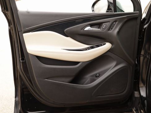 Used 2017 Buick Envision Essence image 22