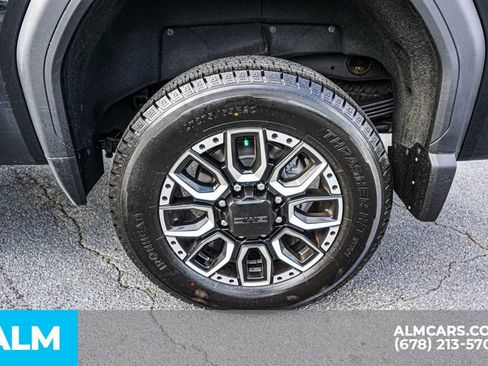 Used 2024 GMC Sierra 2500 Denali w/ Denali Reserve Package image 17