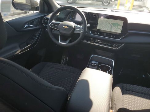 New 2026 Chevrolet Equinox LT image 10