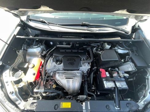 Used 2013 Toyota RAV4 XLE image 20