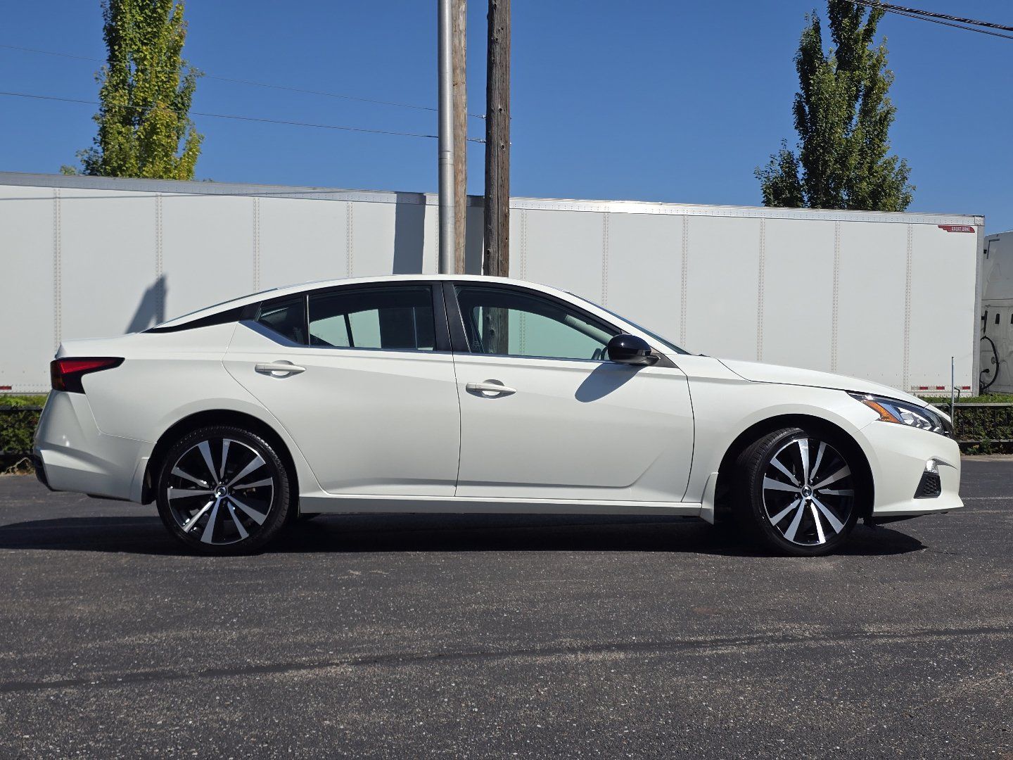 Used 2021 Nissan Altima 2.5 SR AWD/4WD image 23