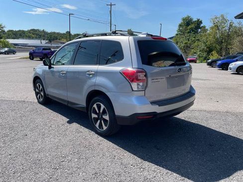 Used 2017 Subaru Forester 2.5i w/ Alloy Wheel Package AWD/4WD image 5