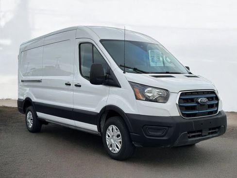 Used 2023 Ford E-Transit Medium Roof RWD image 25