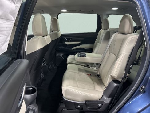 Used 2022 Subaru Ascent Premium w/ Convenience Package image 28
