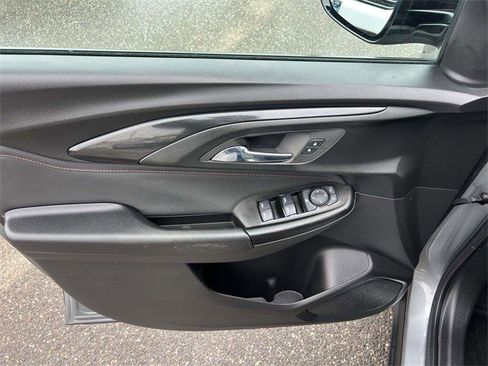 Certified 2023 Chevrolet TrailBlazer RS w/ Convenience Package image 16