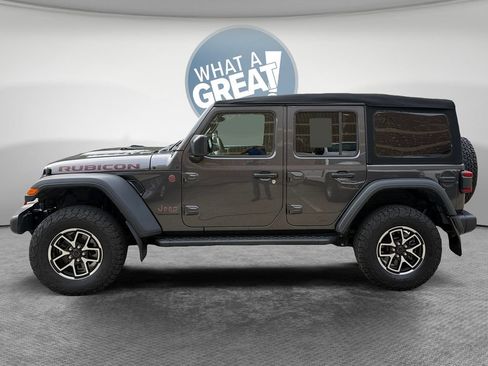 Used 2024 Jeep Wrangler Unlimited Rubicon w/ Convenience Group AWD/4WD image 7