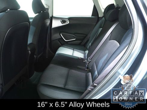 Used 2022 Kia Soul LX w/ Technology Package image 13