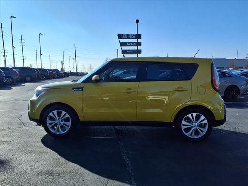 Used 2016 Kia Soul + image 23