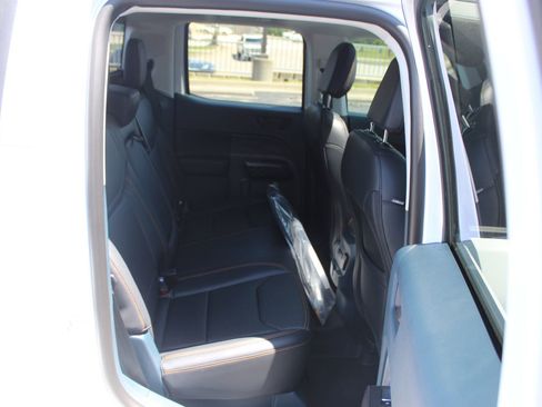 Used 2025 Ford Maverick Tremor AWD/4WD image 18