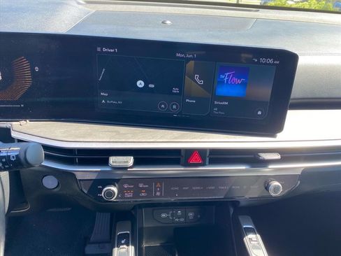 Certified 2025 Kia Sorento X-Line EX AWD/4WD image 12