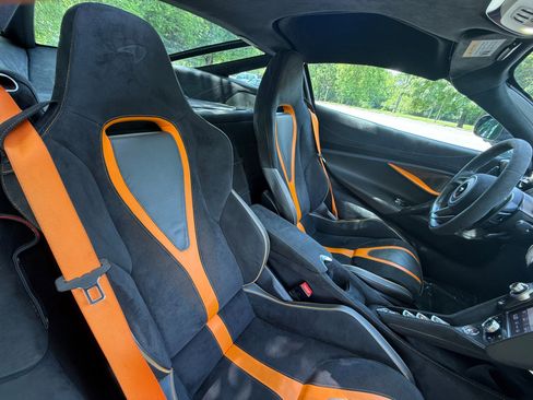 Used 2019 McLaren 720S Performance image 27