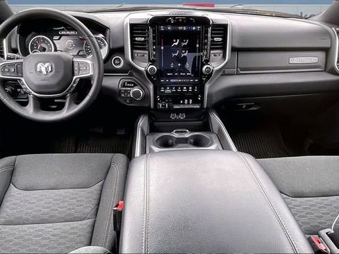 Used 2025 RAM 1500 Big Horn AWD/4WD image 8