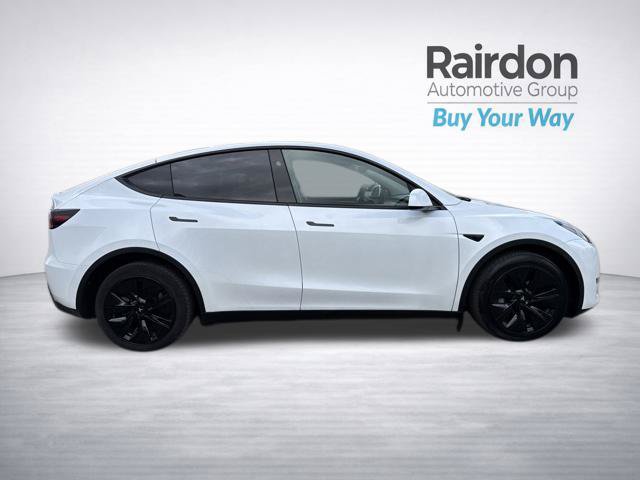 Used 2024 Tesla Model Y Long Range AWD/4WD image 8