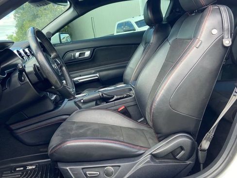 Used 2019 Ford Mustang GT Premium w/ Equipment Group 401A RWD image 11