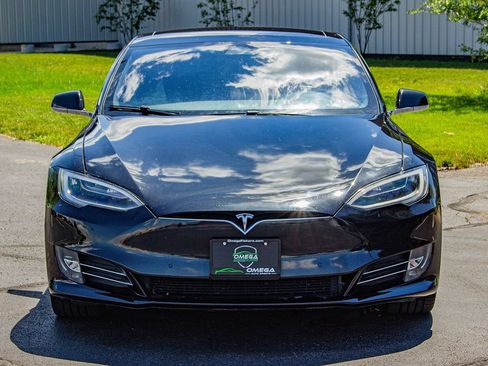 Used 2018 Tesla Model S P100D AWD/4WD image 2