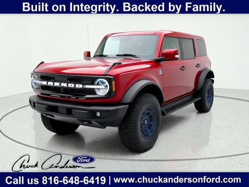 New 2026 Ford Bronco Outer Banks w/ Sasquatch Package AWD/4WD image 1