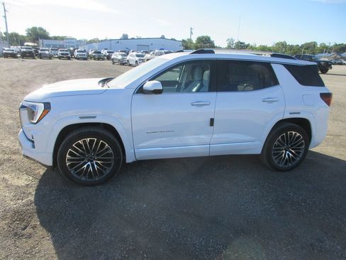 New 2026 GMC Terrain Denali AWD/4WD image 7