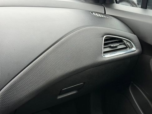 Used 2018 Chevrolet Cruze LT image 23