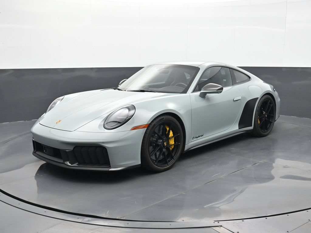 Certified 2025 Porsche 911 Carrera GTS RWD image 1