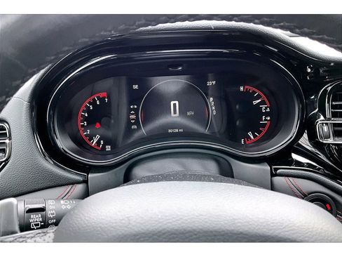 Certified 2025 Dodge Durango GT image 27