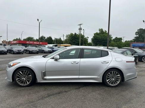 Used 2018 Kia Stinger RWD image 9