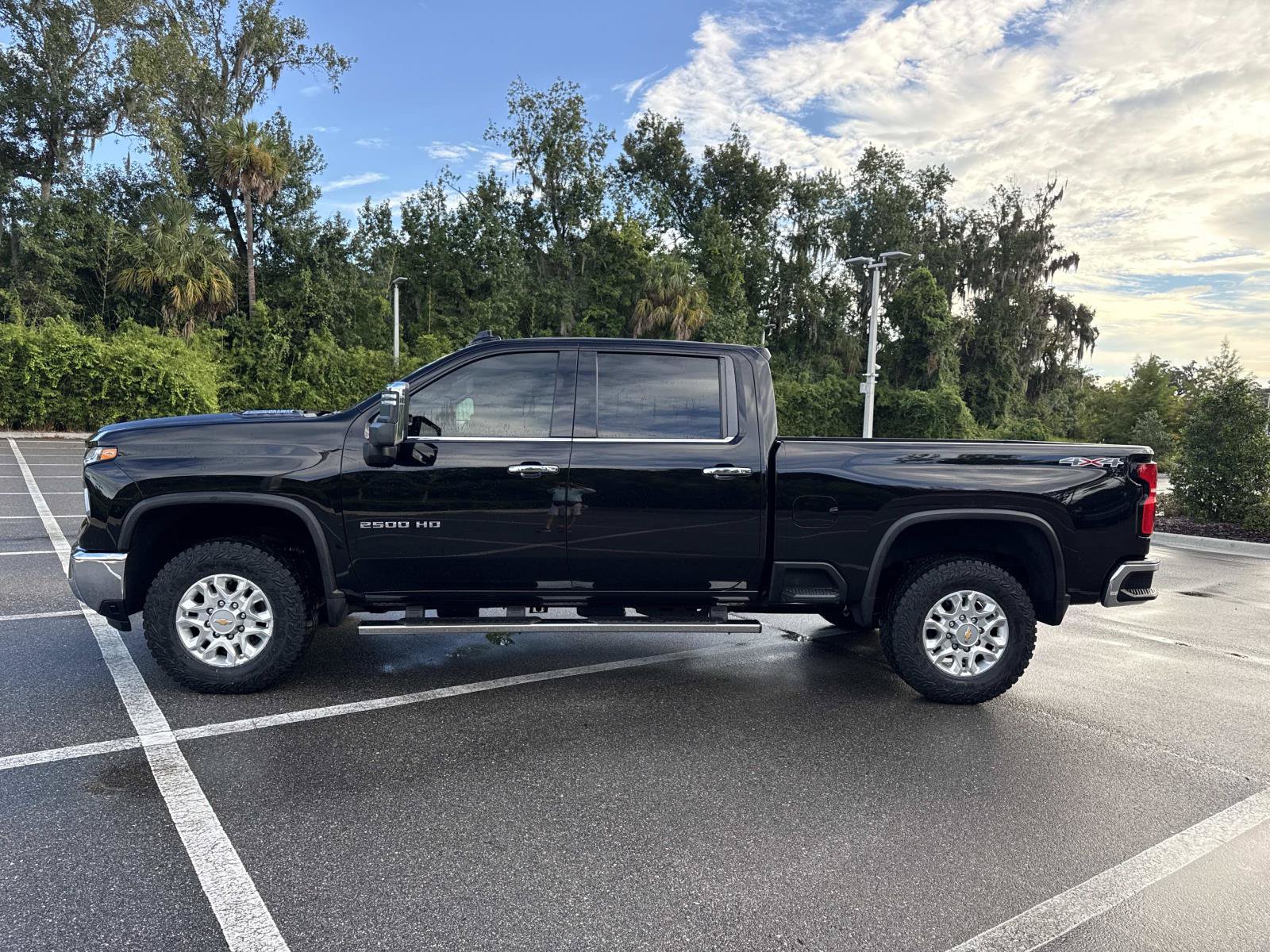 Used 2024 Chevrolet Silverado 2500 LTZ AWD/4WD image 6