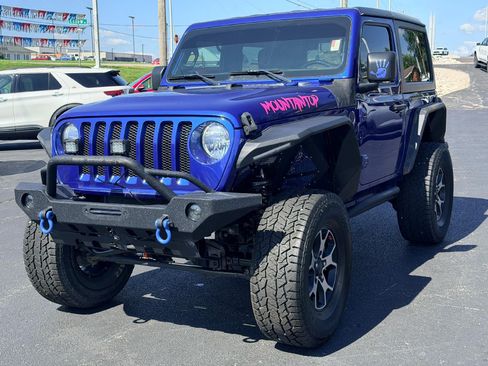 Used 2020 Jeep Wrangler Sport AWD/4WD image 1