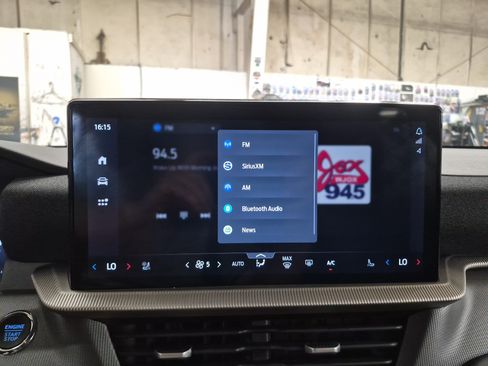 Used 2025 Ford Explorer ST-Line w/ Premium Package RWD image 36