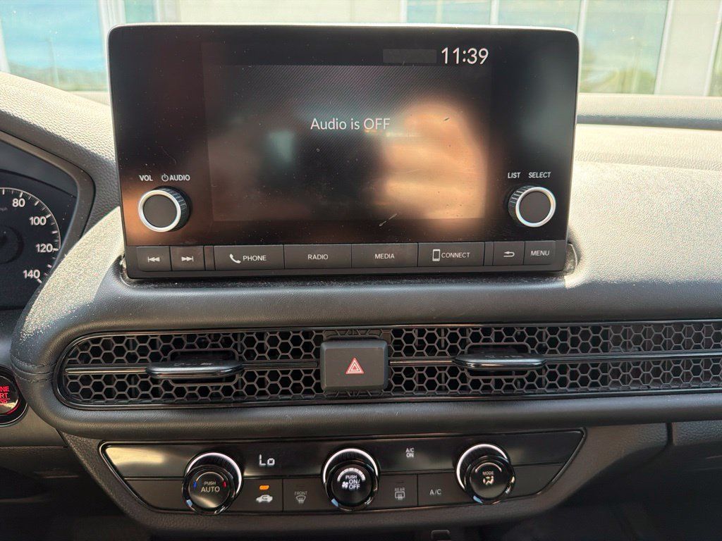 Certified 2024 Honda HR-V LX image 18