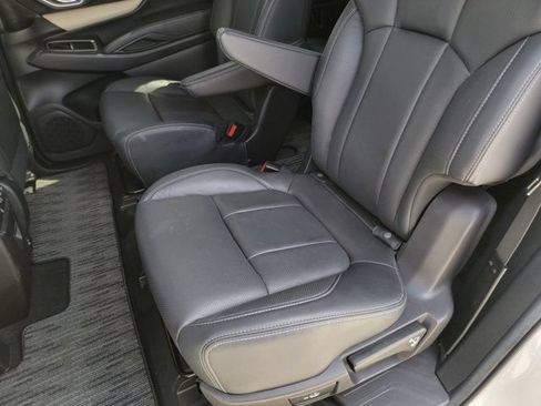 Used 2022 Subaru Ascent Limited AWD/4WD image 14
