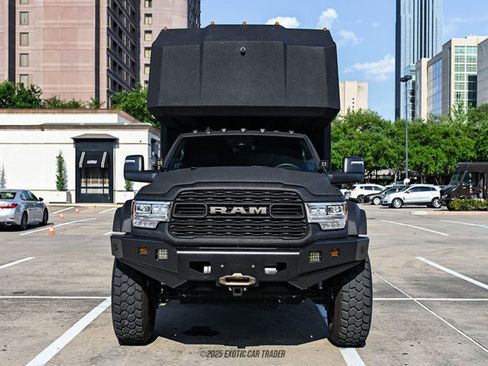 Used 2024 RAM 5500 4x4 Crew Cab image 13