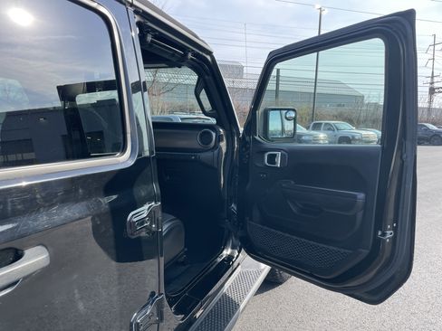Used 2020 Jeep Wrangler Unlimited Sport image 8