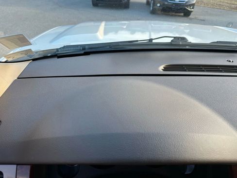 Used 2013 Chevrolet Tahoe LTZ image 37