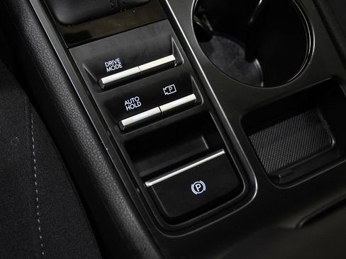 Certified 2025 Hyundai Sonata SE image 24