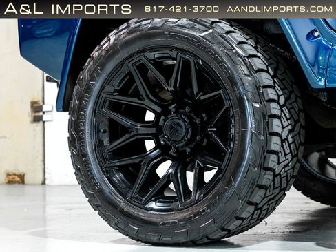 Used 2008 HUMMER H2 SUT w/ Silver Ice Limited Edition image 30