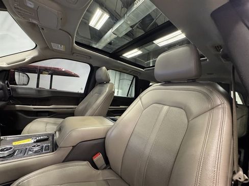 Used 2021 Ford Expedition Max Limited AWD/4WD image 25
