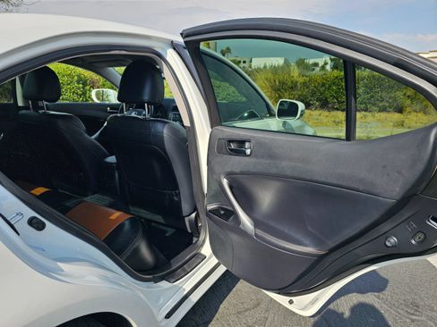 Used 2013 Lexus IS 250 w/ Limited Edition Pkg RWD image 28