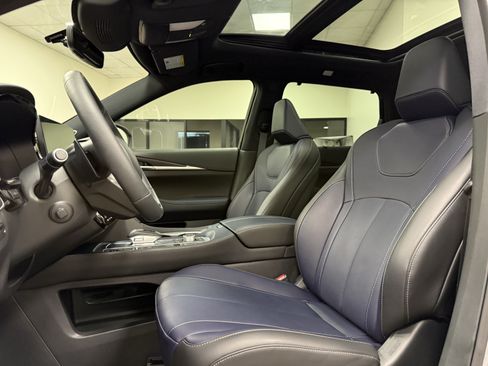 Certified 2026 INFINITI QX60 Sport w/ Dark Cargo Package AWD/4WD image 12